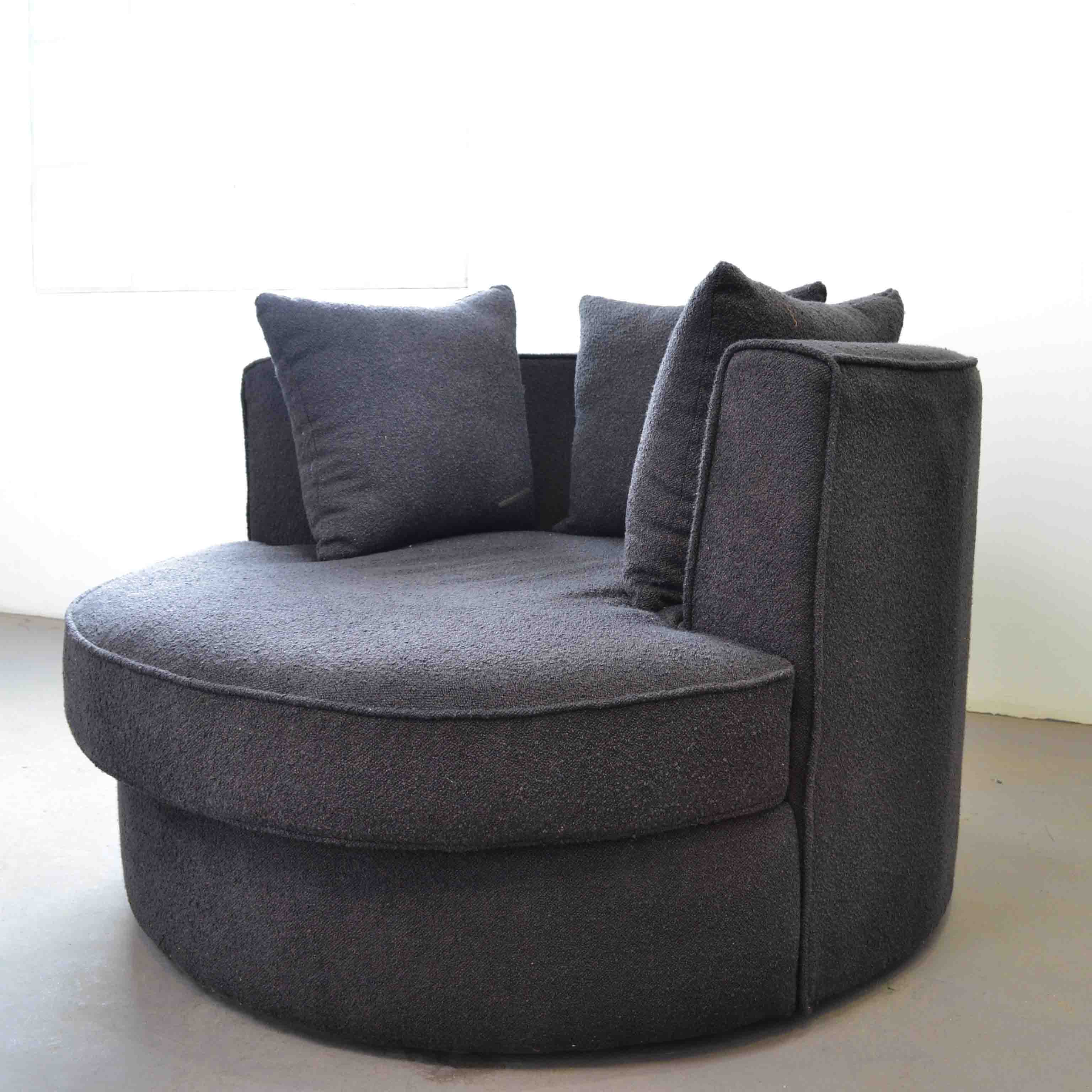 Lily Reading Chair